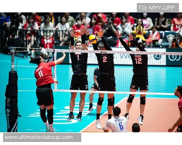 埃及男排与巴西男排激战正酣谁能在世界赛场上笑到最后